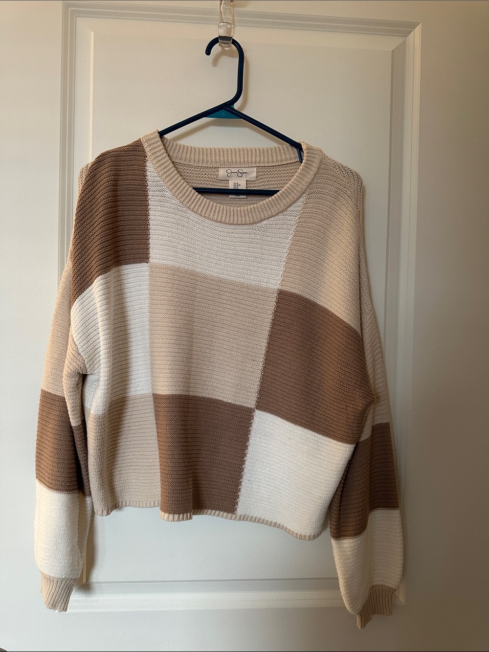 Jessica Simpson Neutral Colorblock Crewneck Sweater in Beige, Cream & Brown